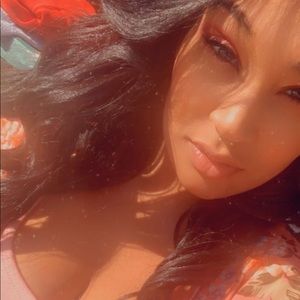 Meet your Posher, Breanna